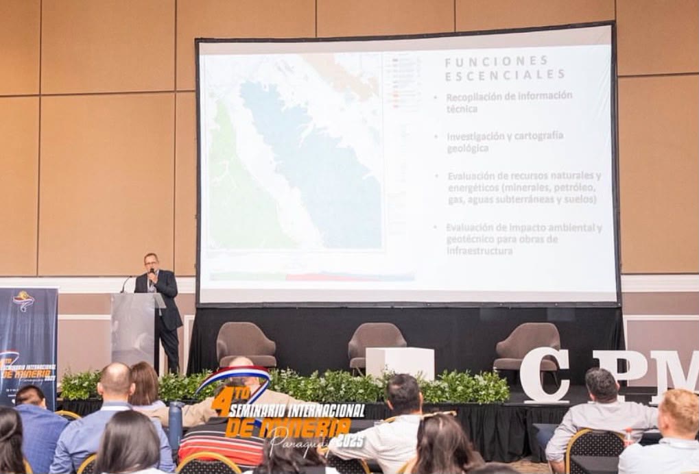 Conferencia del presidente de la AGP en el 4º Seminario Internacional de Minería