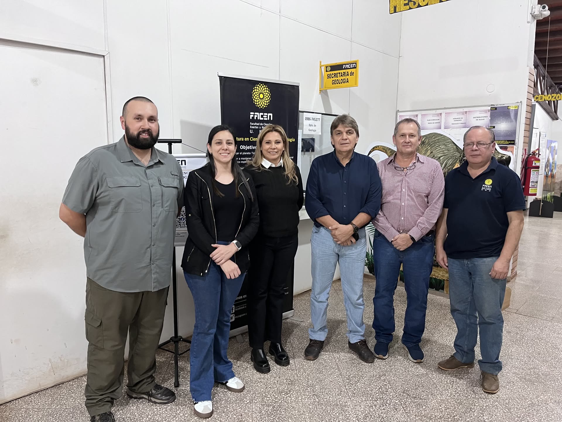 Reunión de la Comisión Directiva de la AGP con el Departamento de Geología y la FaCEN